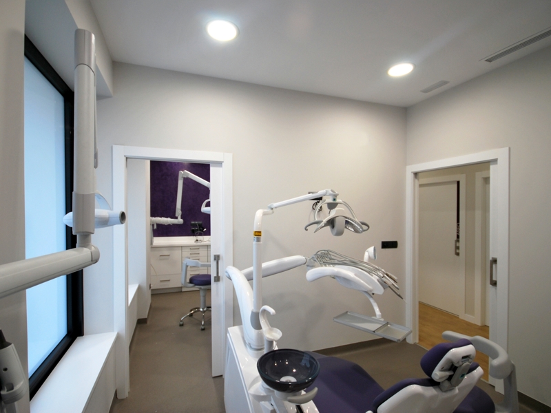 Clínica Dental (Carballo)