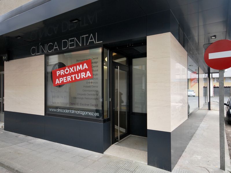 Clínica Dental (Carballo)